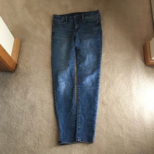Women’s Abercrombie and Fitch Super Skinny Jeans
